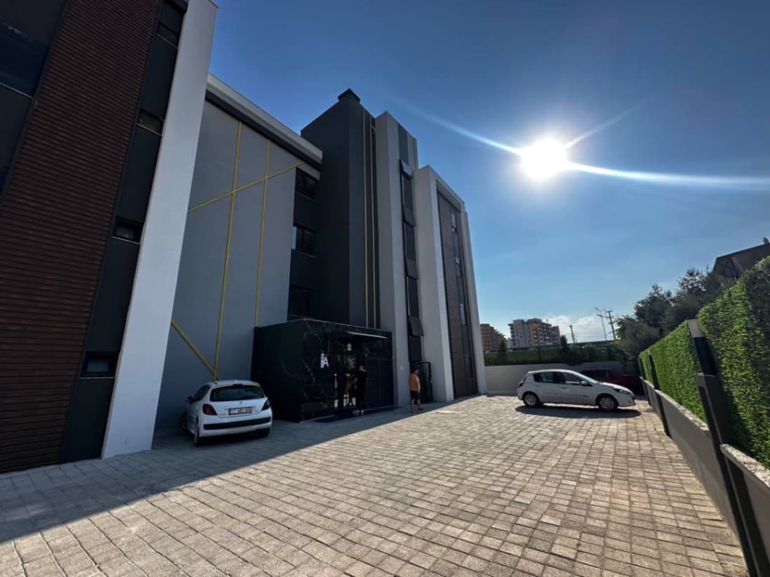 SATILIK 1+1 BAHÇELİ DAİRE