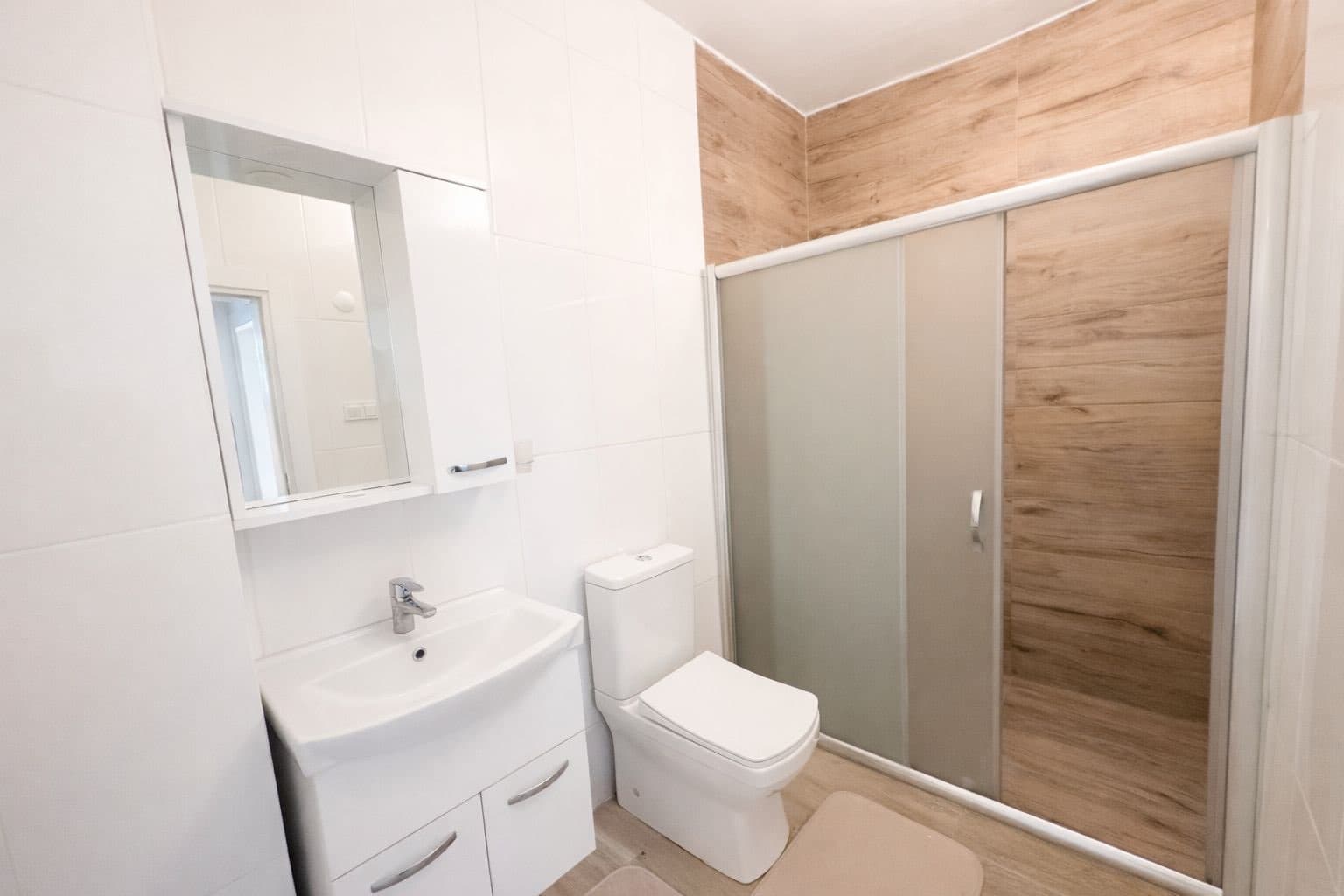 Boğazkent'te Denize 250 m 4+1 Villa