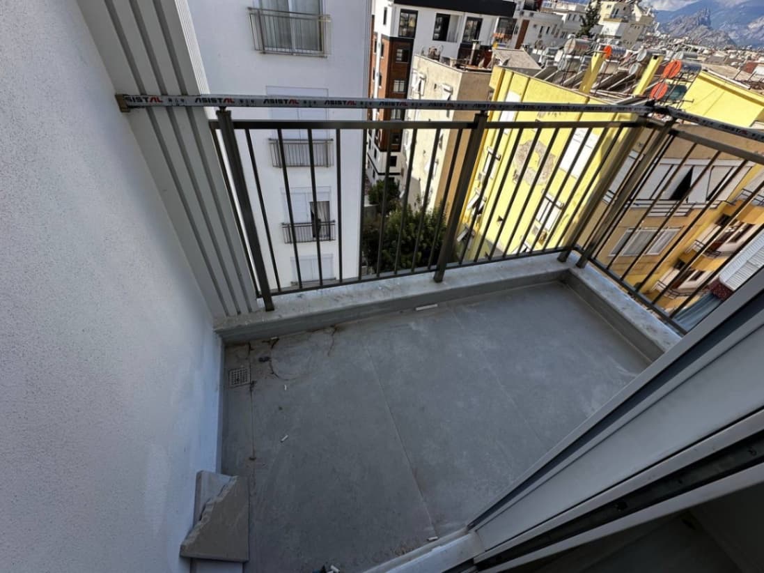 SIFIR BİNADA SATILIK DOĞALGAZLI DAİRE