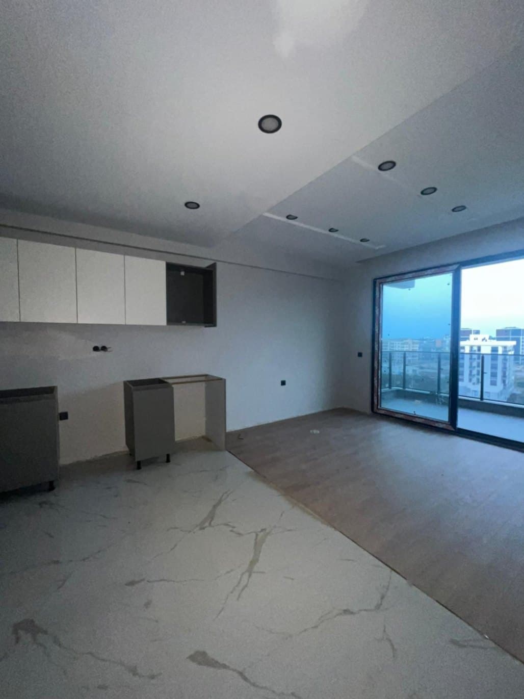 Antalya Altıntaşda lux projede 2+1