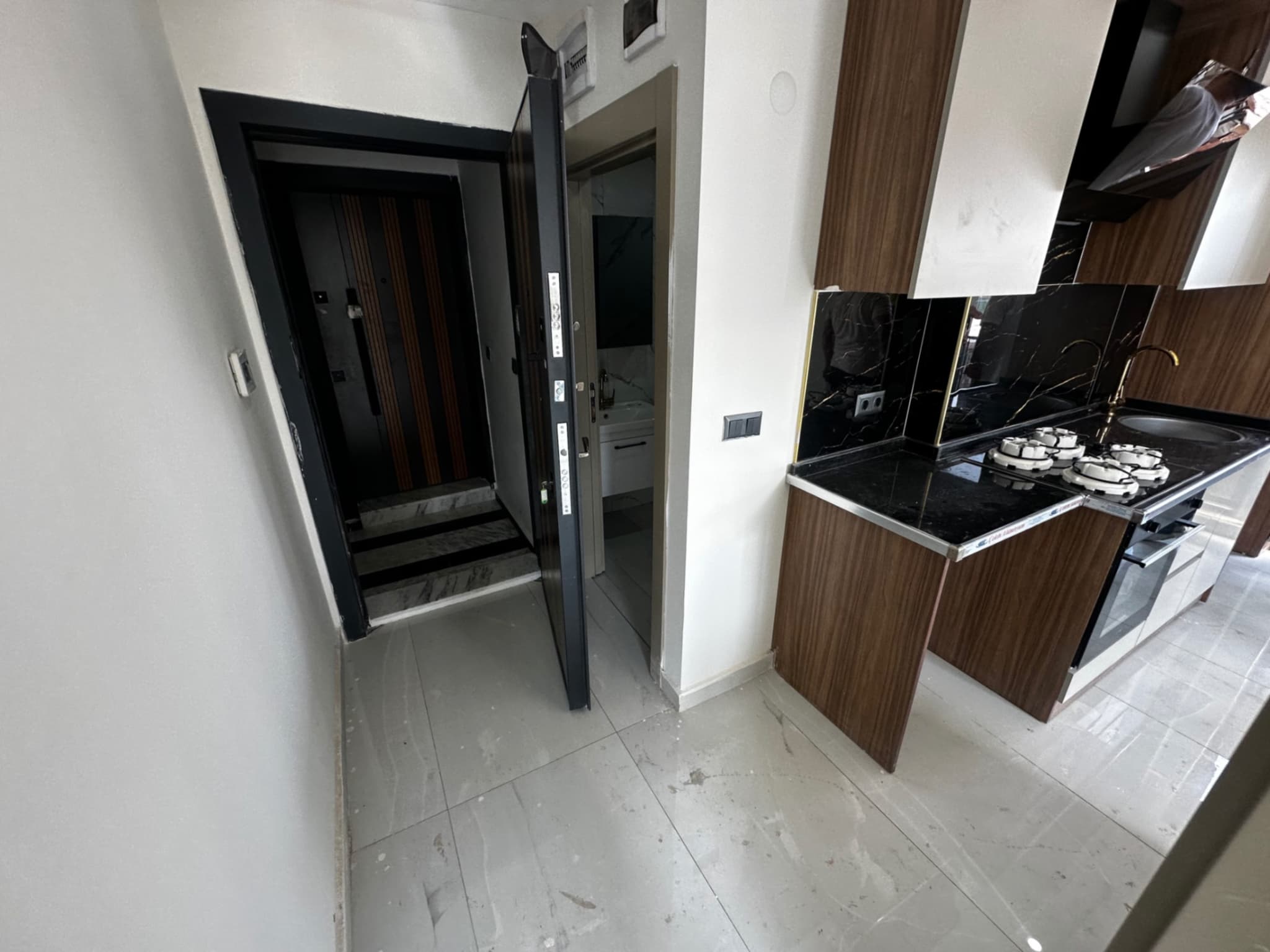 Sıfır binada KEPEZ SATILIK 1+1 iskanlı