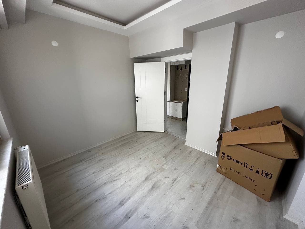 SIFIR BİNADA SATILIK DOĞALGAZLI DAİRE