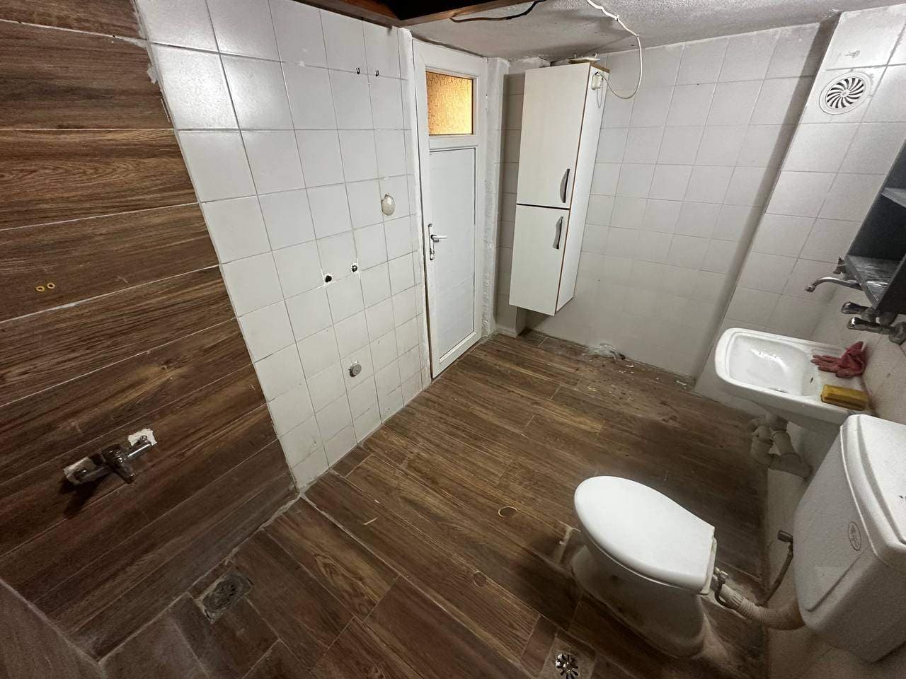 ACIL SATILIK AYRI MUTFAKLI 2+1