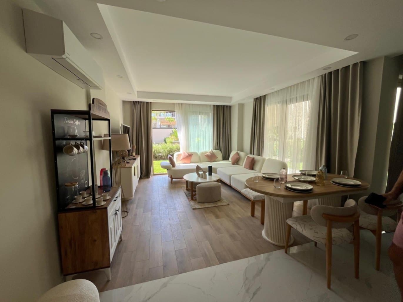 (390.000 €) 250 m² Bahçe Kullanımlı, Otel Konseptinde Konfor | Mit 250 m² Privatgarten, Wohnen im Hotelstil