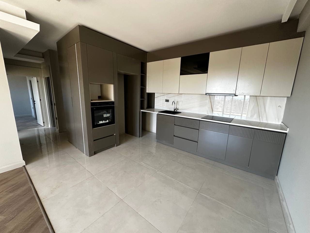 KAPALI OTOPARLI FULL ÖZELLİKLERDE 2+1 SATILIK DAİRE