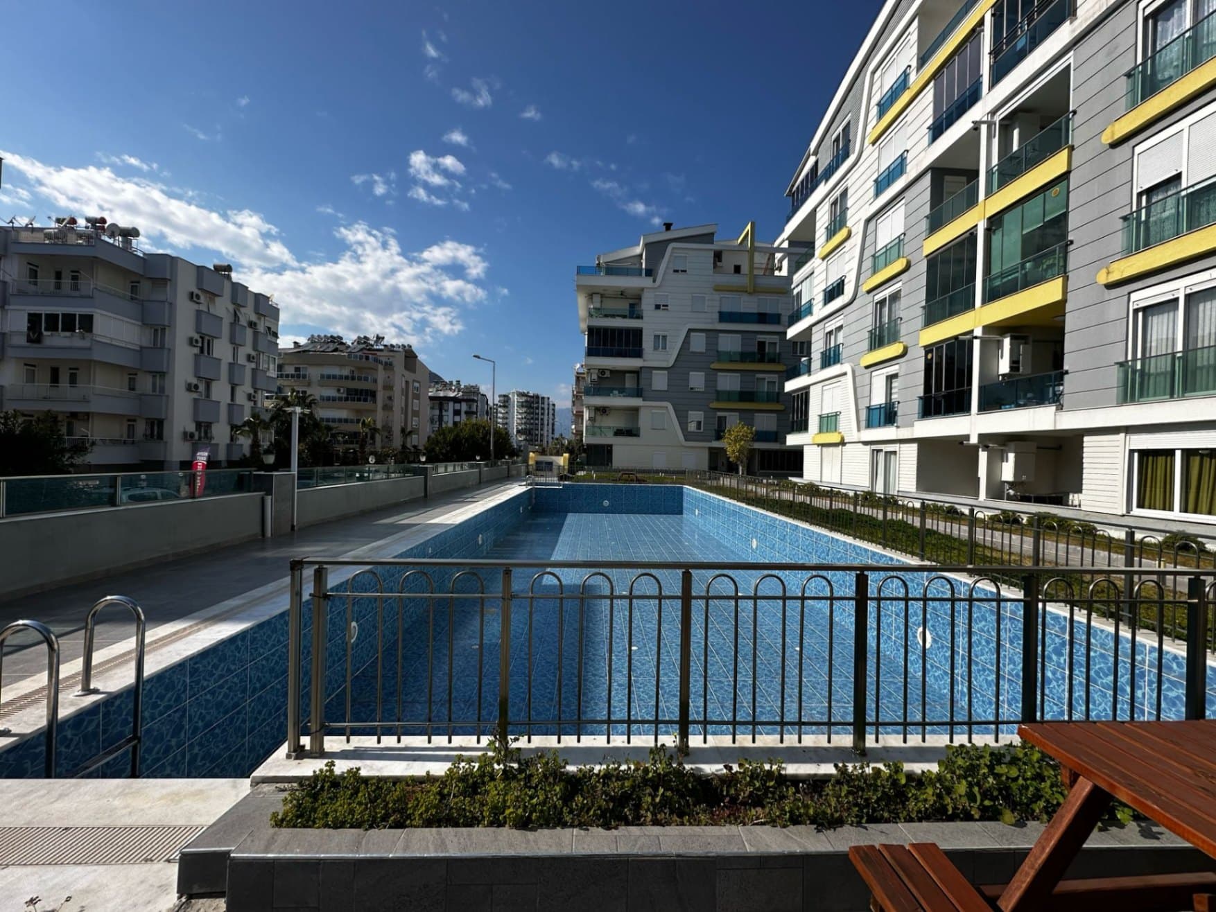KONYAALTI LİMAN'DA SATILIK 3+1 DUBLEX DAİRE