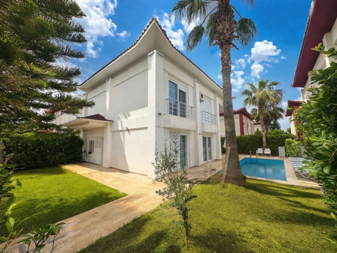 Belek'te Müstakil Lüks 4+1 Villa