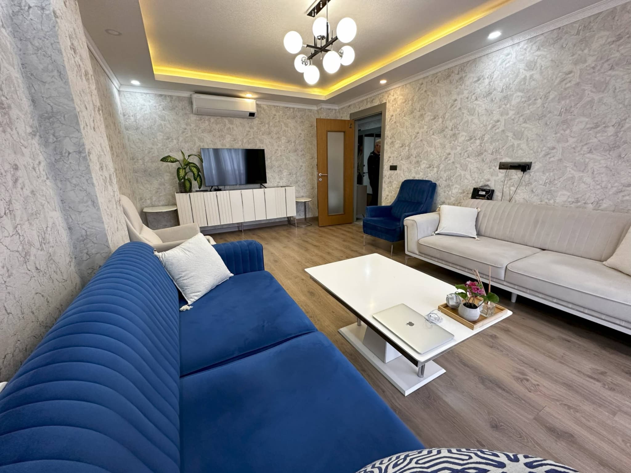 RENGİ ANTALYA 2+1 SATILIK DAIRE