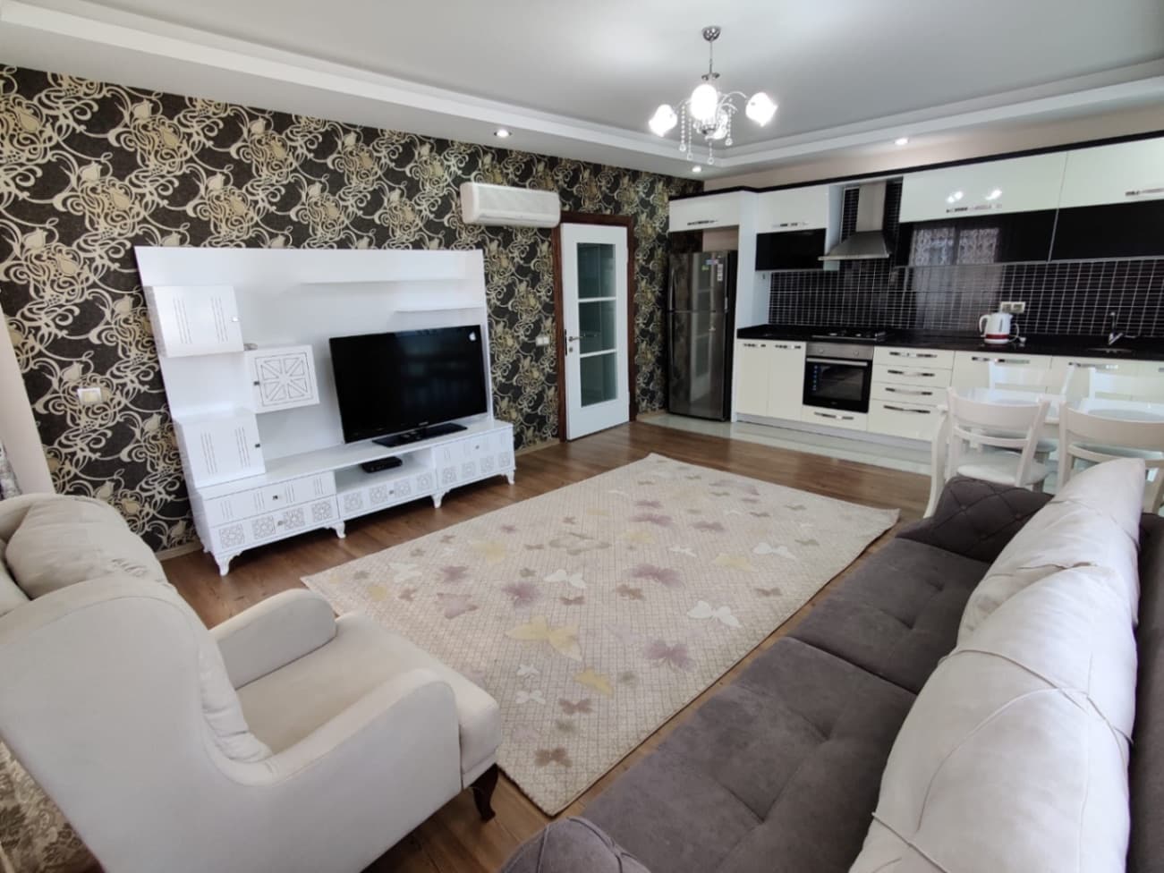 DENİZE YAKIN SATILIK 2+1